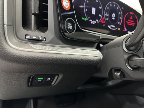 Certified 2026 Porsche Cayenne Coupe image 20