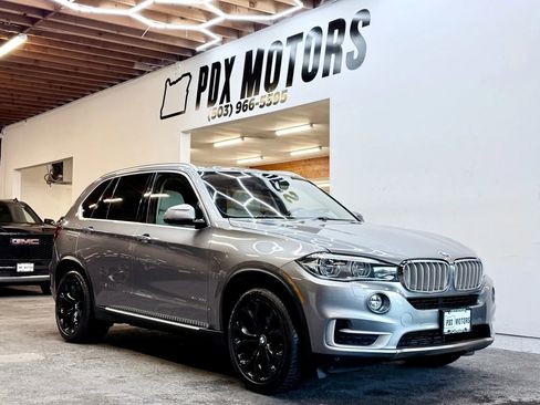 Used 2014 BMW X5 xDrive35d image 1
