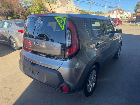 Used 2014 Kia Soul FWD image 6