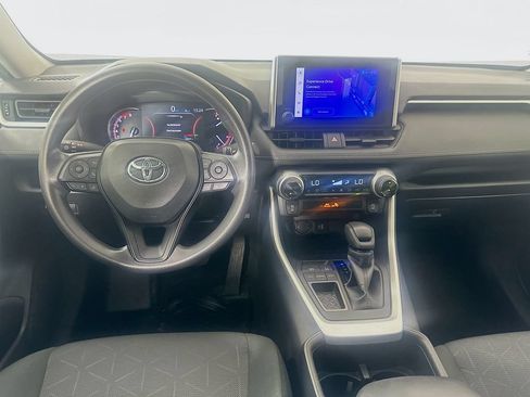 Certified 2025 Toyota RAV4 XLE FWD image 22