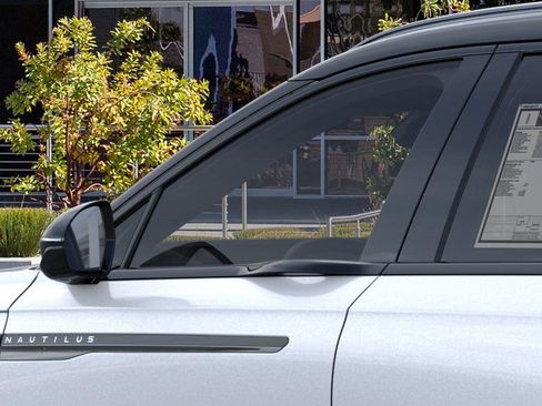 New 2026 Lincoln Nautilus Reserve w/ Jet Appearance Package image 19