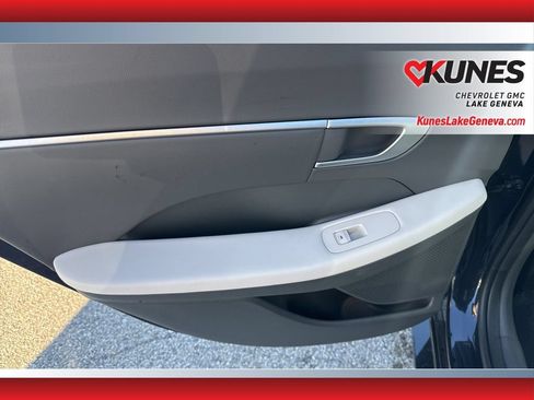 Used 2025 Hyundai Sonata SEL FWD image 37