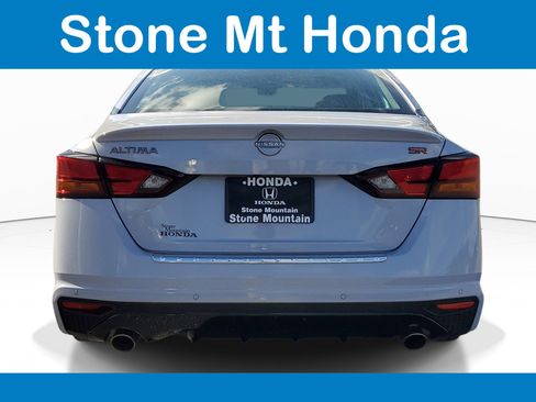 Used 2023 Nissan Altima 2.5 SR FWD image 5