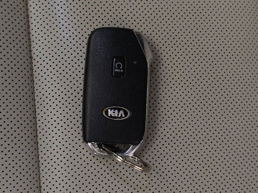 Used 2021 Kia Telluride S AWD/4WD image 32