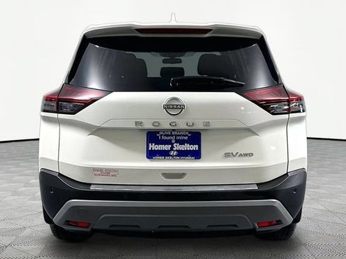 Used 2023 Nissan Rogue SV AWD/4WD image 5