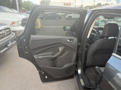 Used 2016 Ford Escape SE AWD/4WD image 24