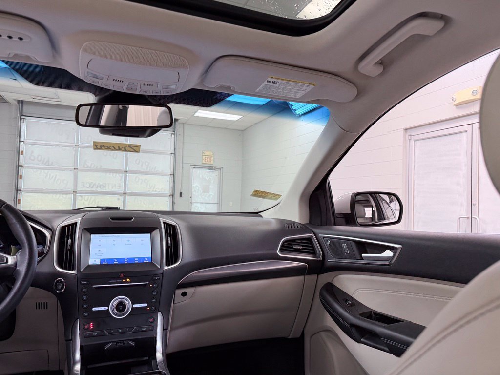 Used 2019 Ford Edge Titanium w/ Cold Weather Package AWD/4WD image 30