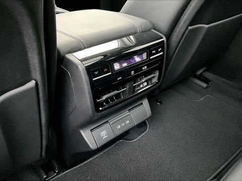 Used 2026 Acura MDX FWD w/ Technology Package image 28
