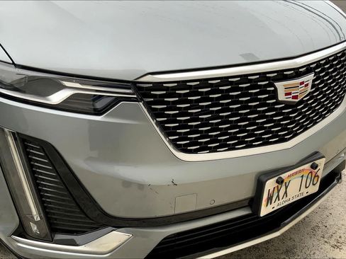 Used 2024 Cadillac XT6 Premium Luxury FWD image 33