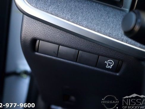 Used 2025 Nissan Kicks SV w/ Charging Package image 22