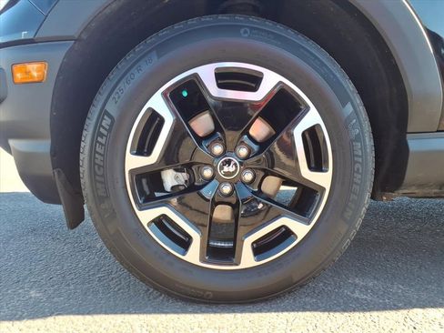 Certified 2023 Ford Bronco Sport Outer Banks w/ Tech Package image 9