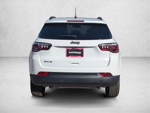 New 2026 Jeep Compass Latitude image 8