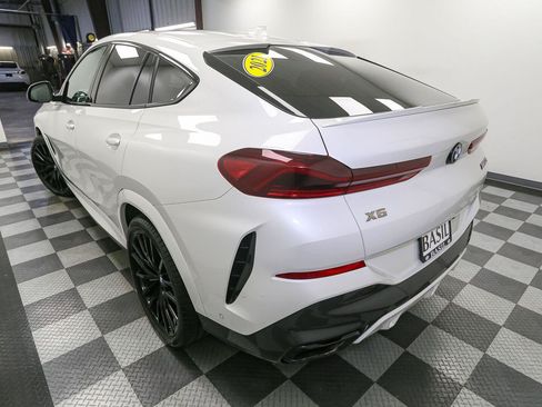 Used 2021 BMW X6 M50i w/ Executive Package AWD/4WD image 9