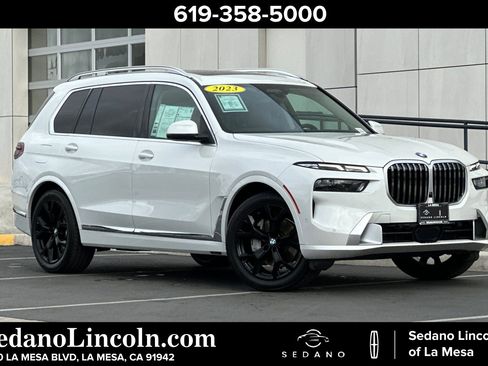 Used 2023 BMW X7 xDrive40i AWD/4WD image 1