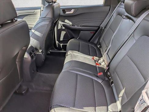 New 2026 Ford Escape SE w/ Class II Trailer Tow Package image 14