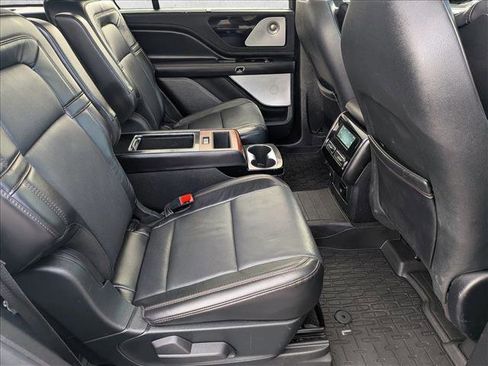 Used 2020 Lincoln Aviator Reserve w/ Equipment Group 201A image 22