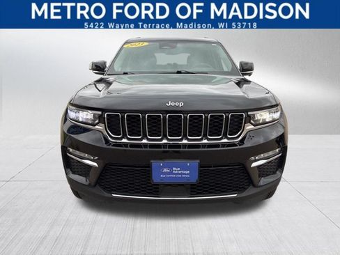 Used 2023 Jeep Grand Cherokee Limited AWD/4WD image 4