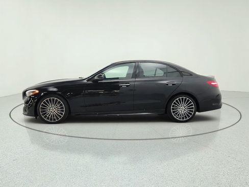 Used 2024 Mercedes-Benz C 300 Sedan image 8