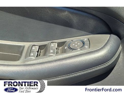 Used 2021 Ford Edge SEL w/ Convenience Package FWD image 23