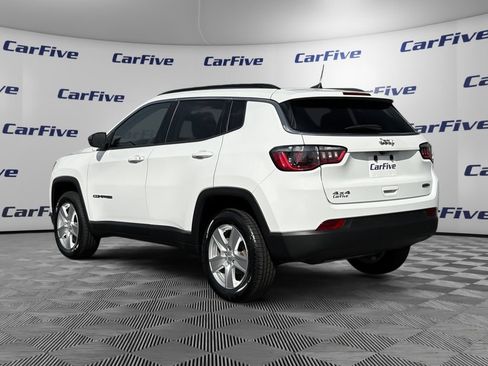 Used 2022 Jeep Compass Latitude AWD/4WD image 3