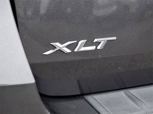 Used 2020 Ford Explorer XLT w/ Equipment Group 202A image 33