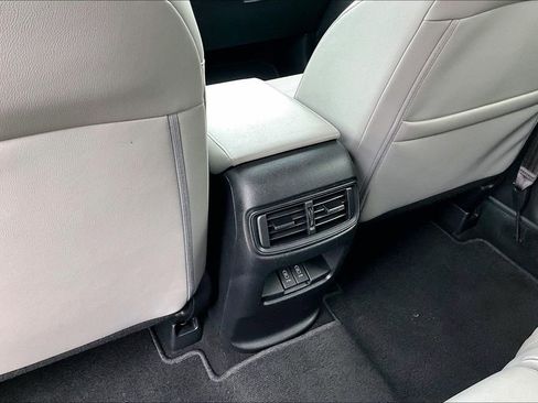 Used 2017 Honda CR-V EX-L image 10