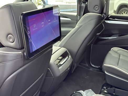 New 2026 Cadillac Escalade Luxury w/ Touring Package AWD/4WD image 31