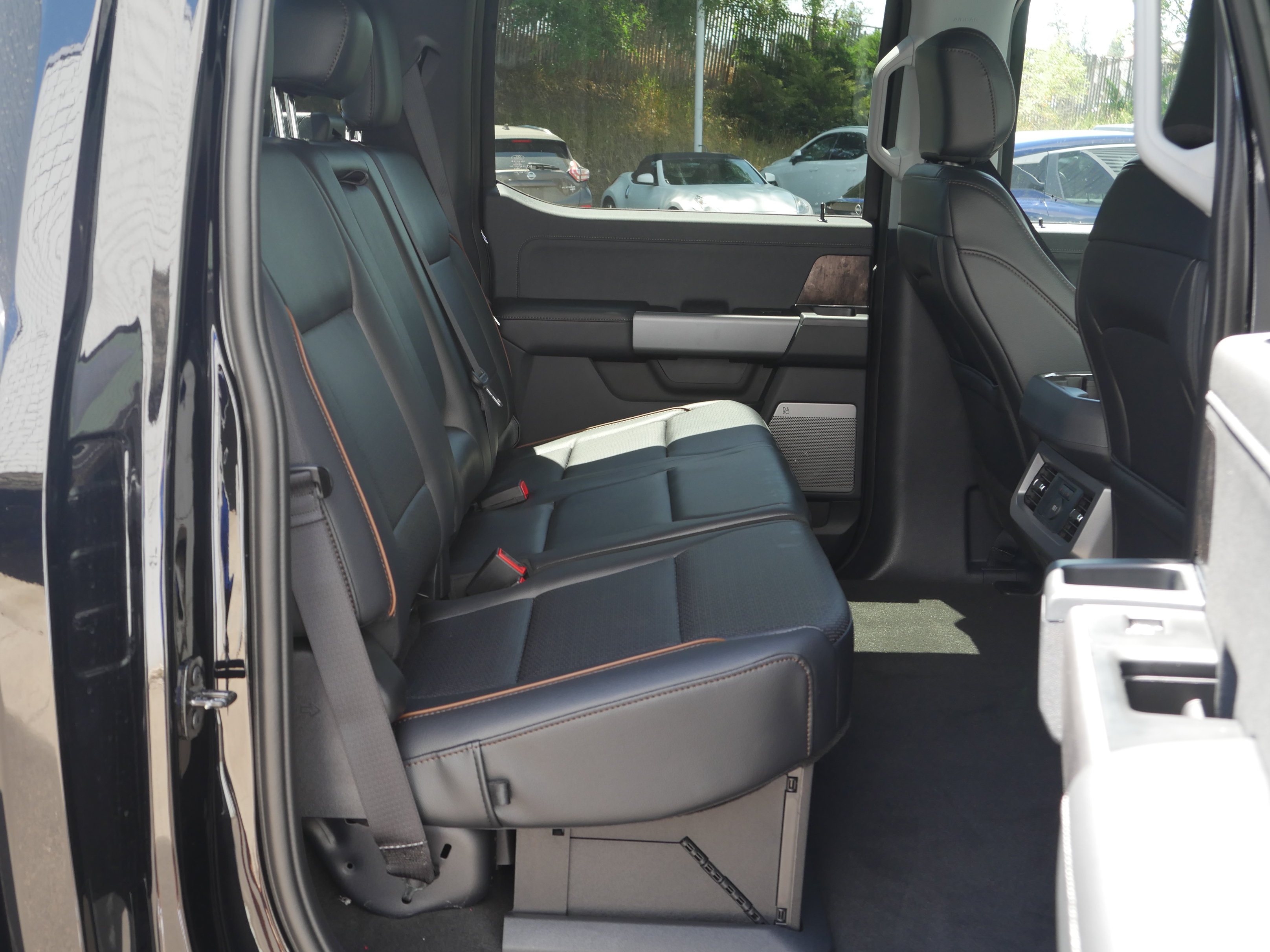 New 2026 Ford F350 Lariat w/ Black Appearance Package AWD/4WD image 33