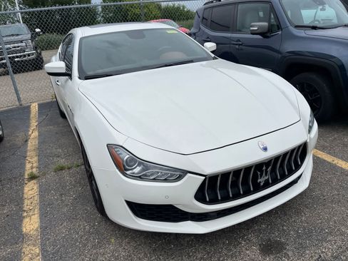 Used 2018 Maserati Ghibli S Q4 AWD/4WD image 21