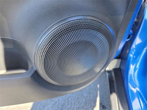 Used 2023 Nissan Kicks S image 28