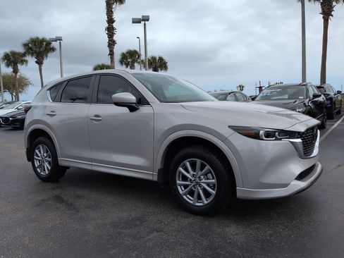 Used 2024 MAZDA CX-5 AWD 2.5 S w/ Preferred Package image 2