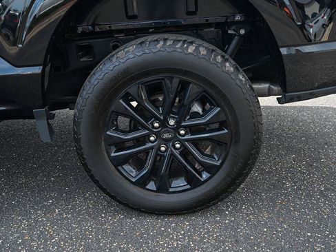 Used 2025 Ford F150 Lariat AWD/4WD image 13