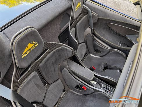 Used 2020 McLaren 600LT Spider RWD image 30