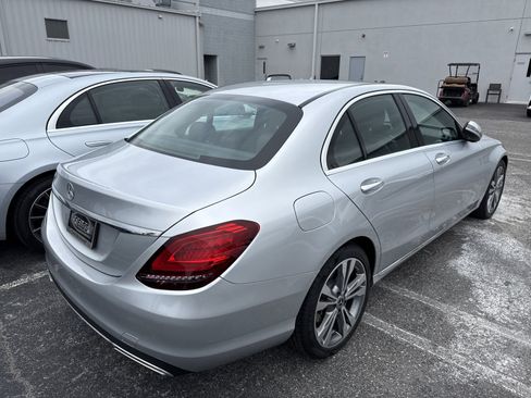 Used 2020 Mercedes-Benz C 300 Sedan image 2