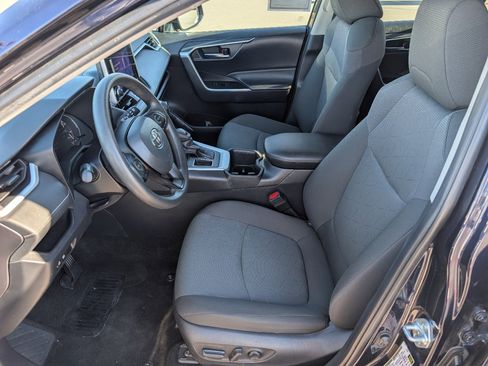 Used 2024 Toyota RAV4 XLE image 2