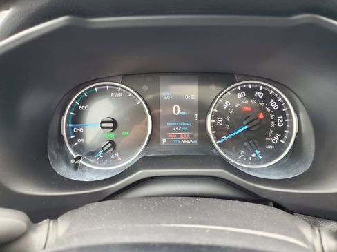 Used 2021 Toyota RAV4 XLE w/ Convenience Package AWD/4WD image 23