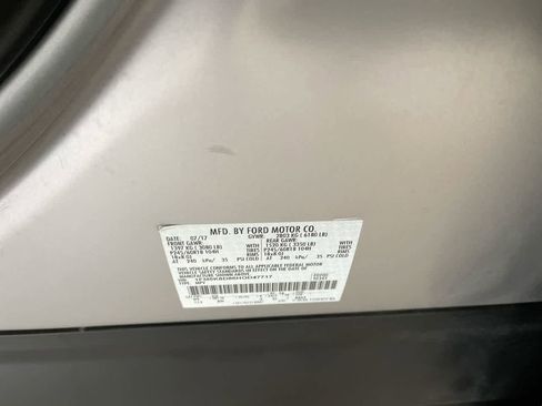 Used 2017 Ford Explorer XLT w/ Equipment Group 202A image 29