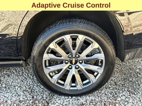 Used 2025 Chevrolet Tahoe High Country AWD/4WD image 9