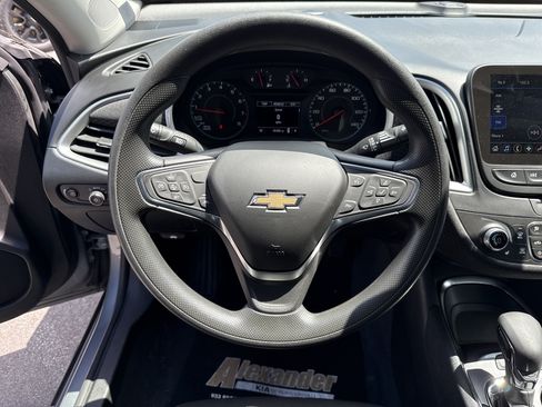 Used 2024 Chevrolet Malibu LT FWD image 17