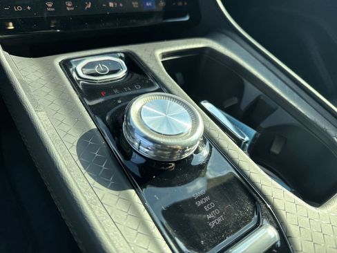 New 2025 Jeep Wagoneer S Limited image 15