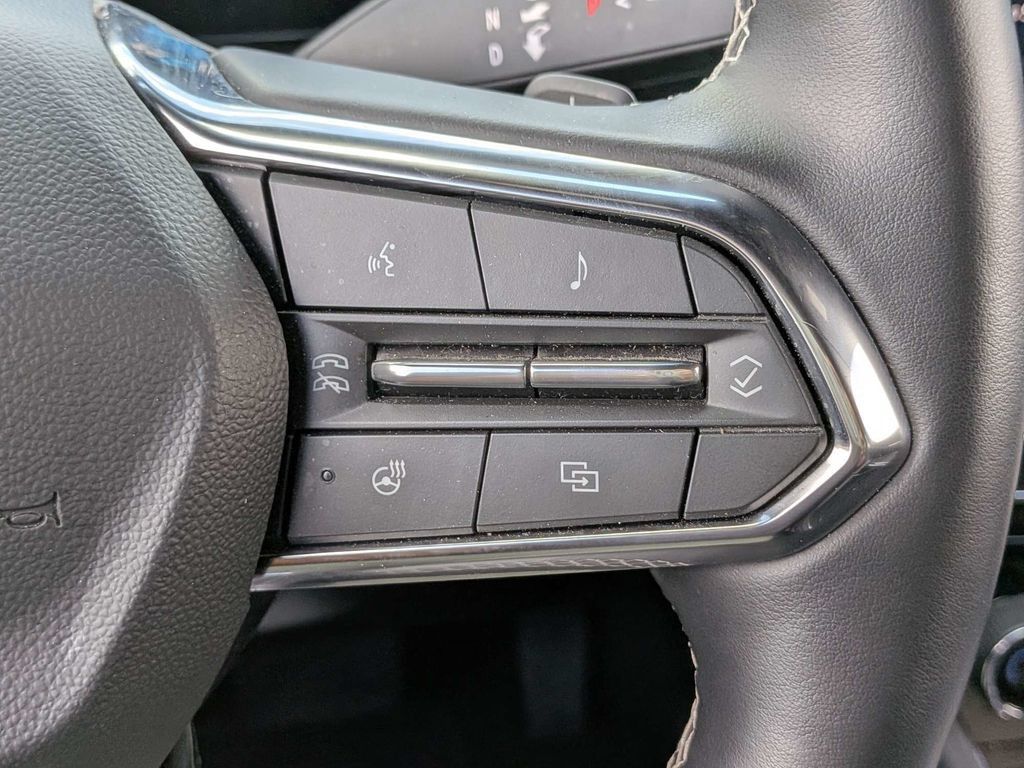Used 2026 Chevrolet Traverse LT FWD image 28