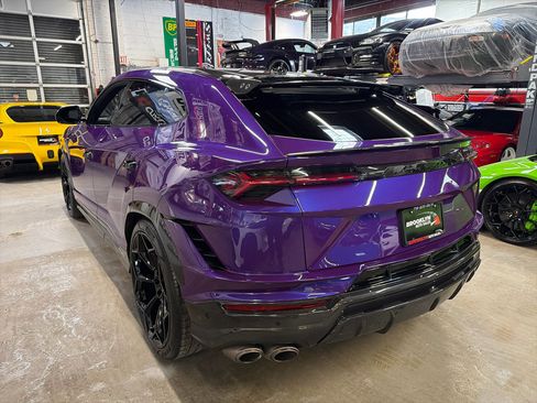 Used 2023 Lamborghini Urus Performante image 8