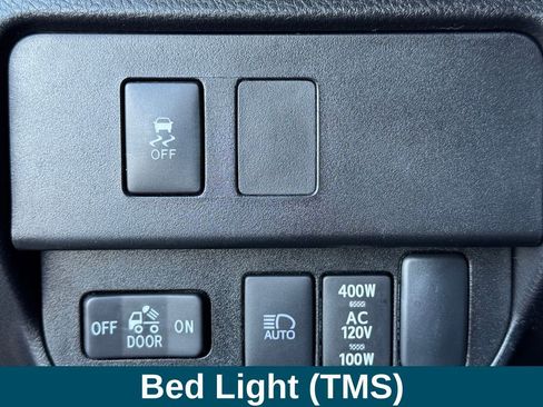 Used 2023 Toyota Tacoma TRD Off-Road w/ TRD Premium Off Road Package image 16