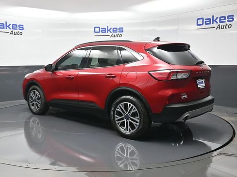 Used 2020 Ford Escape SEL image 6