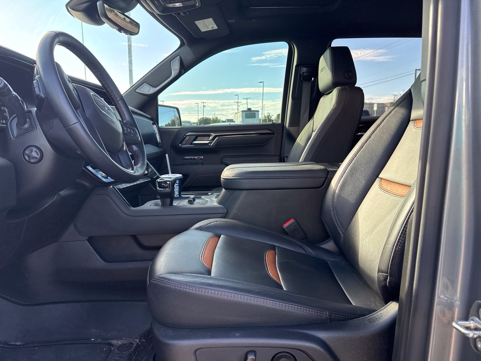Used 2026 GMC Sierra 1500 AT4 w/ Technology Package AWD/4WD image 11