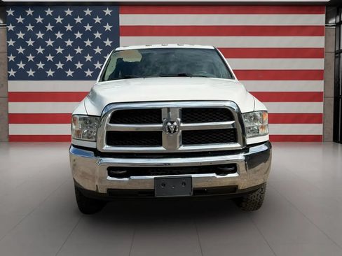 Used 2018 RAM 2500 Tradesman w/ Chrome Appearance Group AWD/4WD image 2