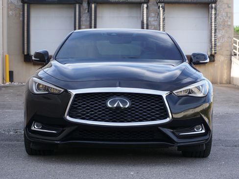 Used 2020 INFINITI Q60 3.0t Luxe AWD/4WD image 2