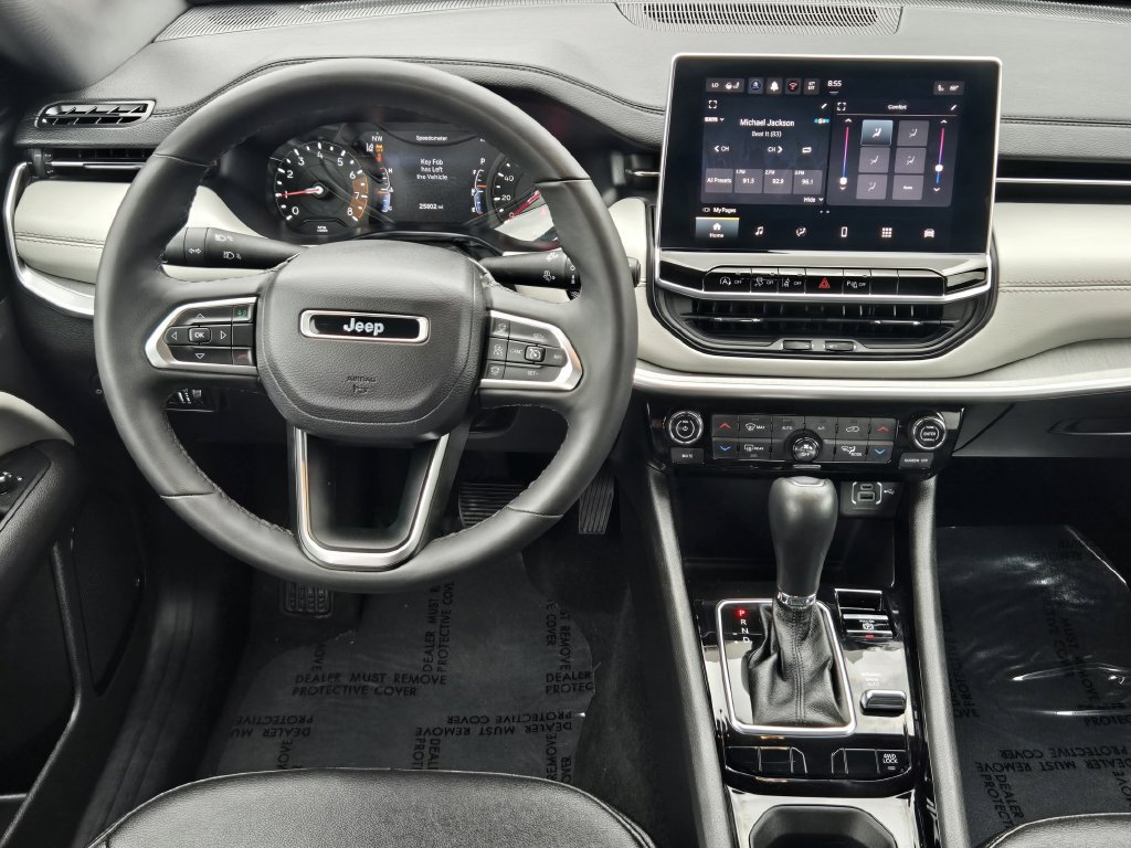 Used 2025 Jeep Compass Limited AWD/4WD image 26