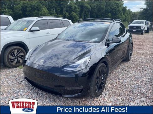 Used 2022 Tesla Model Y Performance AWD/4WD image 1
