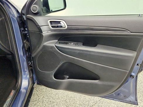 Used 2021 Jeep Grand Cherokee Limited RWD image 26